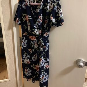Floral Monteau Tie-wrap dress
